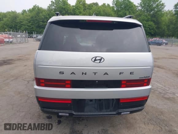 ✅ 2025 Hyundai Santa Fe Calligraphy • VIN: 5NMP5DG18SH045812 • Lot: 42595319. Listed on IAAI with 1,830 mi. Free auction sales archive from the USA and detailed vehicle history report at DreamBid. Image 16.