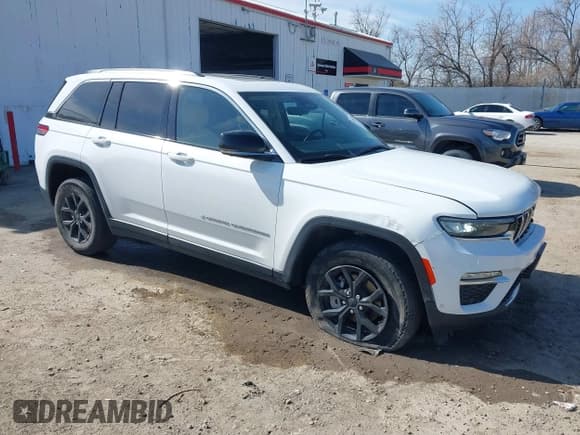 ✅ 2022 Jeep Grand Cherokee Limited • VIN: 1C4RJHBG8N8603865 • Lot: 41968389. Listed on IAAI with 43,655 mi. Free auction sales archive from the USA and detailed vehicle history report at DreamBid. Image 1.