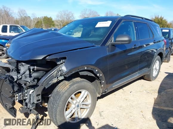 ✅ 2020 Ford Explorer XLT • VIN: 1FMSK8DH6LGB62109 • Lot: 41595655. Wystawiony na IAAI z przebiegiem 77 143 mil. Bezpłatny archiwum sprzedaży aukcyjnych z USA i szczegółowy raport historii pojazdu na DreamBid. Zdjęcie 18.