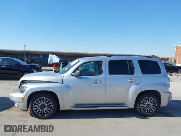 ✅ 2011 Chevrolet HHR LS • VIN: 3GNBAAFW1BS500727 • Lot: 40520339. Listed on IAAI with 144,429 mi. Free auction sales archive from the USA and detailed vehicle history report at DreamBid. Image 14.