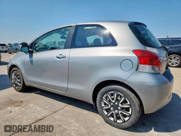 ✅ 2010 Toyota Yaris • VIN: JTDJT4K31A5324105 • Lot: 69291395. Listed on Copart with 180,729 mi. Free auction sales archive from the USA and detailed vehicle history report at DreamBid. Image 2.