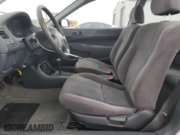 ✅ 2000 Honda Civic DX • VIN: 2HGEJ6440YH100482 • Lot: 58164305. Listed on Copart with 57,818 mi. Free auction sales archive from the USA and detailed vehicle history report at DreamBid. Image 7.