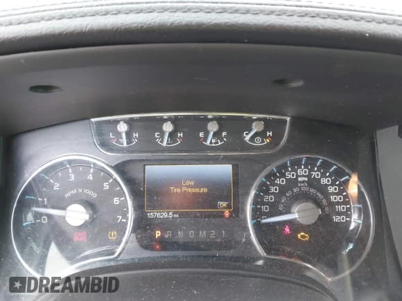 ✅ 2011 Ford F-150 XLT • VIN: 1FTFW1ETXBFB89774 • Lot: 43814553. Listed on IAAI with 157,629 mi. Free auction sales archive from the USA and detailed vehicle history report at DreamBid. Image 7.