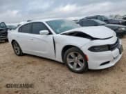 ✅ 2017 Dodge Charger SXT • VIN: 2C3CDXHG6HH553579 • Lot: 91736825. Wystawiony na Copart z przebiegiem 117 272 mil. Bezpłatny archiwum sprzedaży aukcyjnych z USA i szczegółowy raport historii pojazdu na DreamBid. Zdjęcie 4.