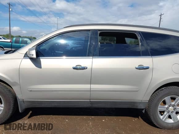 2010 Chevrolet Traverse 1LT с VIN 1GNLRFED9AS128638, выставлен на аукционе IAAI как лот 43179726 с пробегом 187 883 миль миль и . История ставок и продаж доступна на DreamBid. Изображение 15.