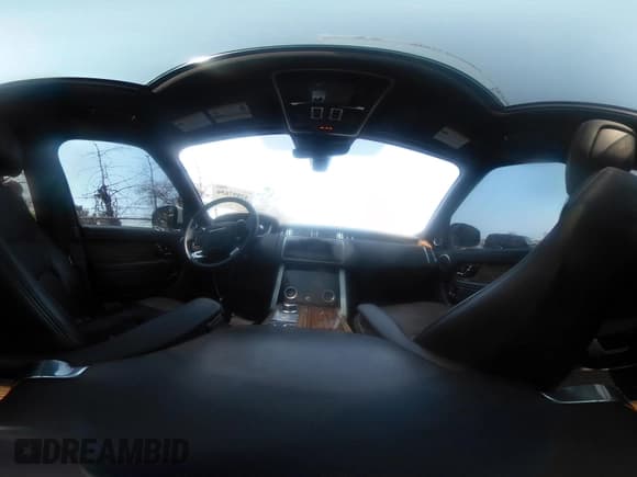 ✅ 2019 Land Rover Range Rover HSE • VIN: SALGS2SV3KA567077 • Лот: 42897656. Опубликован ранее на IAAI с пробегом 67 789 миль. Бесплатный доступ к архиву аукционных продаж из США и подробный отчёт об истории автомобиля на DreamBid. Изображение 18.