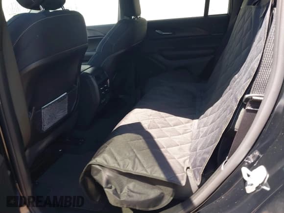 ✅ 2024 Jeep Grand Cherokee Laredo • VIN: 1C4RJHAGXRC252560 • Lot: 42071868. Listed on IAAI with 11,991 mi. Free auction sales archive from the USA and detailed vehicle history report at DreamBid. Image 8.