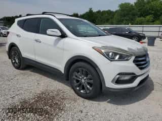 ✅ 2017 Hyundai Santa Fe 2.0T • VIN: 5XYZU4LA9HG430414 • Лот: 60644885. Опубликован ранее на Copart с пробегом 196 073 миль. Бесплатный доступ к архиву аукционных продаж из США и подробный отчёт об истории автомобиля на DreamBid. Изображение 4.
