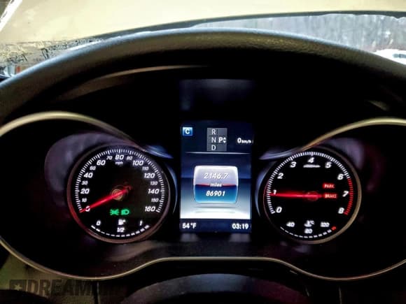 ✅ 2017 Mercedes-Benz C 300 • VIN: 55SWF4KB4HU209445 • Lot: 94165195. Listed on Copart with 86,901 mi. Free auction sales archive from the USA and detailed vehicle history report at DreamBid. Image 9.