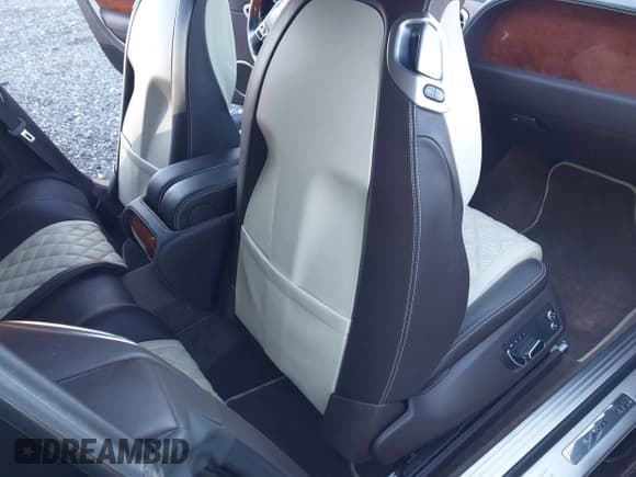 ✅ 2016 Bentley Continental GT S • VIN: SCBGH3ZA8GC056834 • Лот: 43467863. Опубликован ранее на IAAI с пробегом 15 134 миль. Бесплатный доступ к архиву аукционных продаж из США и подробный отчёт об истории автомобиля на DreamBid. Изображение 14.