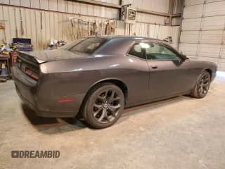 ✅ 2018 Dodge Challenger SXT Plus • VIN: 2C3CDZAG1JH332340 • Lot: 47379674. Wystawiony na Copart z przebiegiem 93 152 mil. Bezpłatny archiwum sprzedaży aukcyjnych z USA i szczegółowy raport historii pojazdu na DreamBid. Zdjęcie 3.