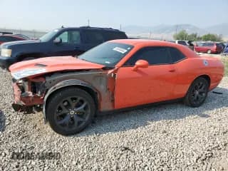 ✅ 2019 Dodge Challenger SXT • VIN: 2C3CDZAG3KH611192 • Lot: 64849844. Wystawiony na Copart z przebiegiem 57 231 mil. Bezpłatny archiwum sprzedaży aukcyjnych z USA i szczegółowy raport historii pojazdu na DreamBid. Zdjęcie 1.