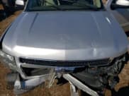 ✅ 2014 Chevrolet Suburban LT • VIN: 1GNSKJE76ER218792 • Lot: 72941234. Wystawiony na Copart z przebiegiem 265 059 mil. Bezpłatny archiwum sprzedaży aukcyjnych z USA i szczegółowy raport historii pojazdu na DreamBid. Zdjęcie 13.