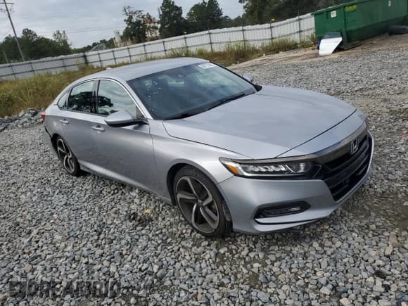 ✅ 2018 Honda Accord Sport • VIN: 1HGCV1F31JA161704 • Lot: 84775495. Listed on Copart with 156,787 mi. Free auction sales archive from the USA and detailed vehicle history report at DreamBid. Image 4.