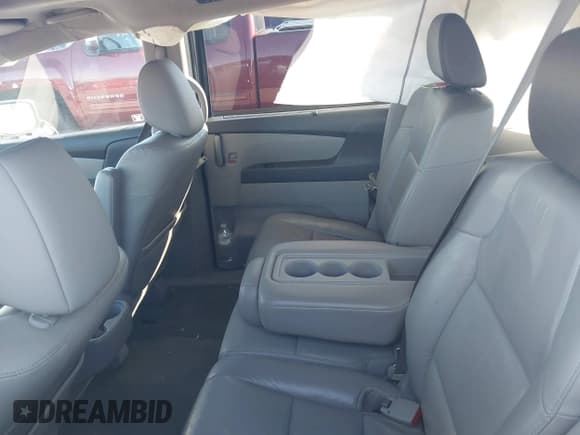 ✅ 2012 Honda Odyssey Touring • VIN: 5FNRL5H96CB103962 • Lot: 43587214. Listed on IAAI with 169,916 mi. Free auction sales archive from the USA and detailed vehicle history report at DreamBid. Image 8.