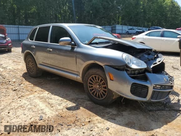 ✅ 2006 Porsche Cayenne Turbo • VIN: WP1AC29PX6LA91341 • Lot: 65897795. Listed on Copart with 117,318 mi. Free auction sales archive from the USA and detailed vehicle history report at DreamBid. Image 4.