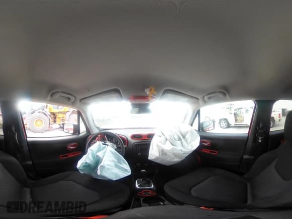 ✅ 2020 Jeep Renegade Sport • VIN: ZACNJAAB8LPL39108 • Lot: 43678734. Listed on IAAI with 114,201 mi. Free auction sales archive from the USA and detailed vehicle history report at DreamBid. Image 19.