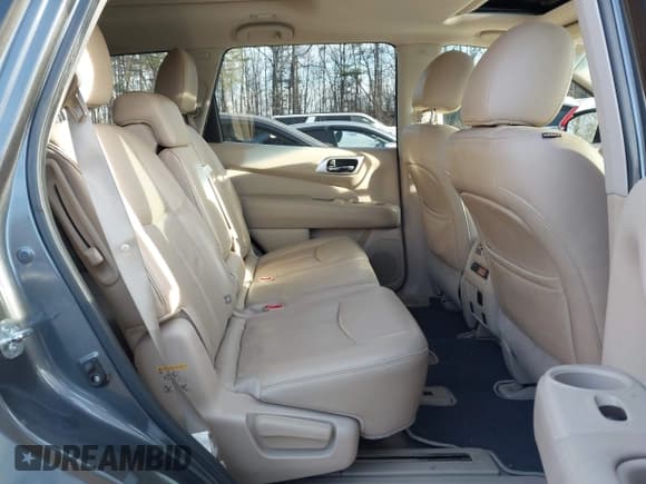 ✅ 2015 Nissan Pathfinder SV • VIN: 5N1AR2MNXFC601608 • Лот: 43854143. Опубликован ранее на IAAI с пробегом 143 710 миль. Бесплатный доступ к архиву аукционных продаж из США и подробный отчёт об истории автомобиля на DreamBid. Изображение 8.