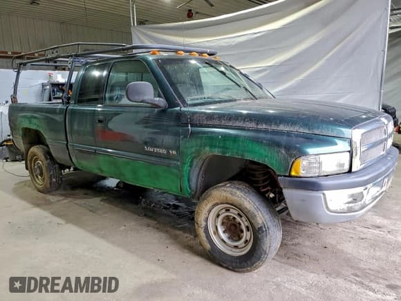 ✅ 2001 Dodge 2500 • VIN: 3B7KF23Z11G748704 • Lot: 94194805. Wystawiony na Copart z przebiegiem 168 499 mil. Bezpłatny archiwum sprzedaży aukcyjnych z USA i szczegółowy raport historii pojazdu na DreamBid. Zdjęcie 4.