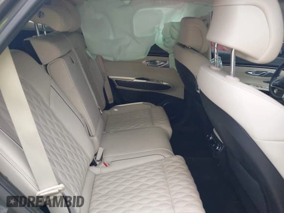 ✅ 2023 Genesis GV70 Sport • VIN: KMUMCDTC8PU124698 • Лот: 42502209. Опубликован ранее на IAAI с пробегом 26 019 миль. Бесплатный доступ к архиву аукционных продаж из США и подробный отчёт об истории автомобиля на DreamBid. Изображение 8.