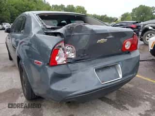 2009 Chevrolet Malibu 1FL z VIN 1G1ZG57B394104522, wystawiony jako IAAI lot #43133585 z przebiegiem 190 376 mil mil oraz . Historia ofert i sprzedaży dostępna na DreamBid. Obrazek 6.