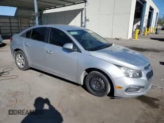 ✅ 2016 Chevrolet Cruze LT • VIN: 1G1PE5SB0G7207087 • Lot: 87079945. Listed on Copart with 82,495 mi. Free auction sales archive from the USA and detailed vehicle history report at DreamBid. Image 4.