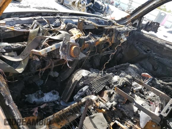 ✅ 2004 Chevrolet Silverado 2500HD LS • VIN: 1GCHK231X4F137978 • Лот: 66332815. Опубликован ранее на Copart с пробегом Не указан. Бесплатный доступ к архиву аукционных продаж из США и подробный отчёт об истории автомобиля на DreamBid. Изображение 8.