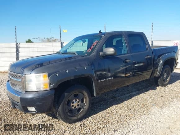 ✅ 2007 Chevrolet Silverado 1500 LTZ • VIN: 3GCEK13M77G514289 • Lot: 43600485. Listed on IAAI with 130,023 mi. Free auction sales archive from the USA and detailed vehicle history report at DreamBid. Image 17.