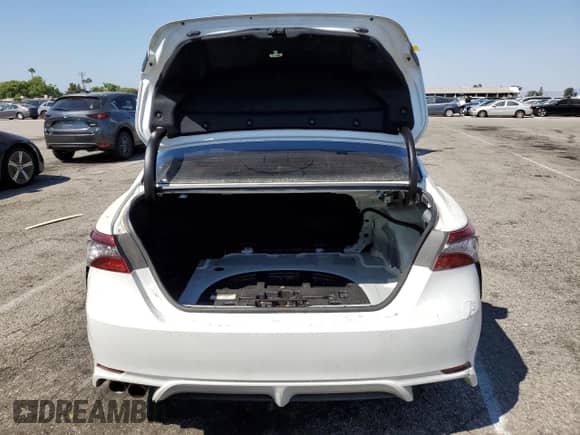 2021 Toyota Camry Hybrid XSE с VIN 4T1K31AK4MU023460, выставлен на аукционе Copart как лот 70783095 с пробегом 93 200 миль миль и Списание • Salvage title. История ставок и продаж доступна на DreamBid. Изображение 6.