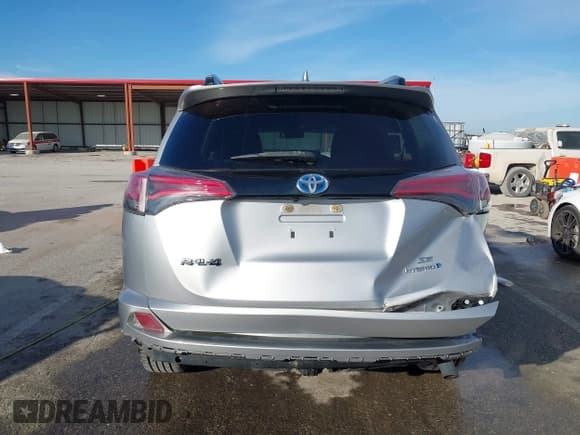 ✅ 2018 Toyota RAV4 Hybrid SE • VIN: JTMJJREV4JD175520 • Lot: 43618778. Listed on IAAI with 98,003 mi. Free auction sales archive from the USA and detailed vehicle history report at DreamBid. Image 16.