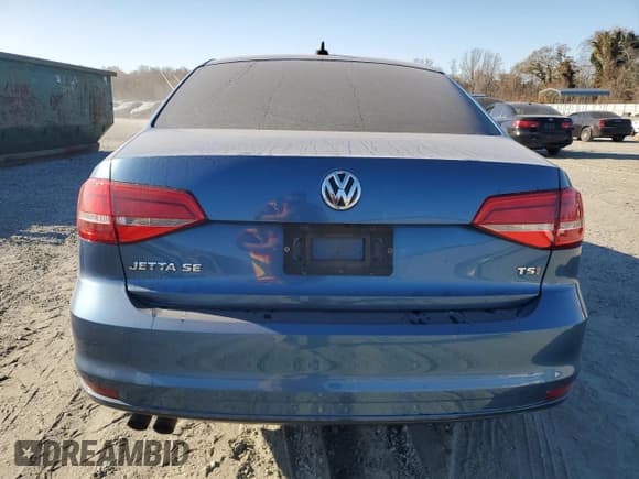 ✅ 2015 Volkswagen Jetta SE • VIN: 3VWD17AJ1FM253779 • Lot: 92152635. Wystawiony na Copart z przebiegiem 161 727 mil. Bezpłatny archiwum sprzedaży aukcyjnych z USA i szczegółowy raport historii pojazdu na DreamBid. Zdjęcie 6.