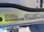 ✅ 2024 Jeep Compass Limited • VIN: 3C4NJDCN7RT142850 • Lot: 43084962. Wystawiony na IAAI z przebiegiem 7 813 mil. Bezpłatny archiwum sprzedaży aukcyjnych z USA i szczegółowy raport historii pojazdu na DreamBid. Zdjęcie 9.