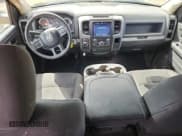 ✅ 2019 Ram 1500 Express • VIN: 1C6RR7KT9KS651140 • Lot: 71290365. Wystawiony na Copart z przebiegiem 85 284 mil. Bezpłatny archiwum sprzedaży aukcyjnych z USA i szczegółowy raport historii pojazdu na DreamBid. Zdjęcie 8.