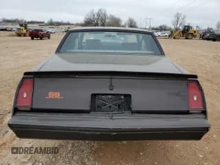 ✅ 1985 Chevrolet Monte Carlo Sport SS • VIN: 1G1GZ37G2FR216146 • Лот: 44599075. Опубликован ранее на Copart с пробегом 98 095 миль. Бесплатный доступ к архиву аукционных продаж из США и подробный отчёт об истории автомобиля на DreamBid. Изображение 6.