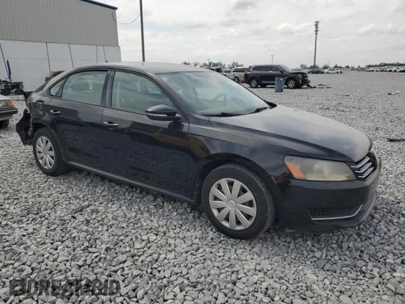 ✅ 2012 Volkswagen Passat S • VIN: 1VWAH7A34CC033792 • Lot: 53270745. Listed on Copart with 181,604 mi. Free auction sales archive from the USA and detailed vehicle history report at DreamBid. Image 4.