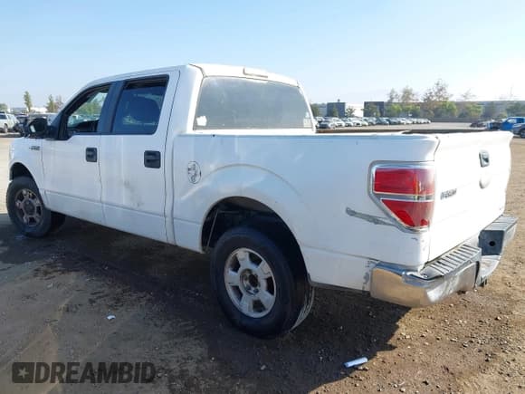 ✅ 2011 Ford F-150 XLT • VIN: 1FTFW1CF3BFD13817 • Lot: 43558556. Listed on IAAI with 211,999 mi. Free auction sales archive from the USA and detailed vehicle history report at DreamBid. Image 3.
