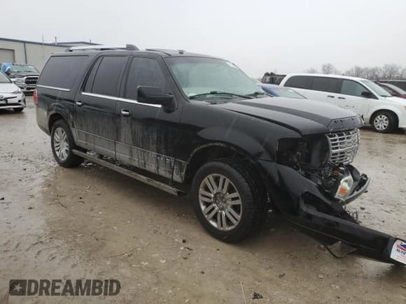 ✅ 2008 Lincoln Navigator • VIN: 5LMFL28528LJ19894 • Lot: 47608635. Listed on Copart with 250,569 mi. Free auction sales archive from the USA and detailed vehicle history report at DreamBid. Image 4.