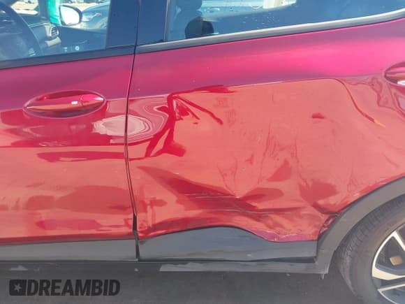 ✅ 2023 Chevrolet Bolt EV 2LT • VIN: 1G1FX6S04P4147780 • Lot: 41629326. Wystawiony na IAAI z przebiegiem 13 341 mil. Bezpłatny archiwum sprzedaży aukcyjnych z USA i szczegółowy raport historii pojazdu na DreamBid. Zdjęcie 6.