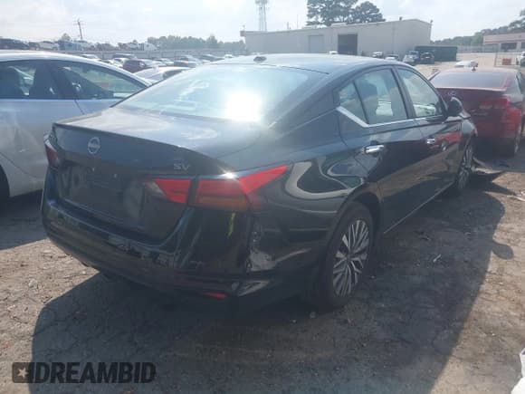 ✅ 2023 Nissan Altima SV • VIN: 1N4BL4DV8PN365803 • Лот: 43237287. Опубликован ранее на IAAI с пробегом 60 258 миль. Бесплатный доступ к архиву аукционных продаж из США и подробный отчёт об истории автомобиля на DreamBid. Изображение 4.