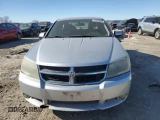 ✅ 2008 Dodge Avenger R/T • VIN: 1B3LC76M28N559797 • Лот: 41853065. Опубликован ранее на Copart с пробегом 286 193 миль. Бесплатный доступ к архиву аукционных продаж из США и подробный отчёт об истории автомобиля на DreamBid. Изображение 5.