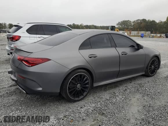 2021 Mercedes-Benz CLA 250 z VIN W1K5J4GB0MN157334, wystawiony jako Copart lot #89860805 z przebiegiem 144 091 mil mil oraz Czysty tytuł • Clean title. Historia ofert i sprzedaży dostępna na DreamBid. Obrazek 3.