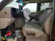 2002 Chevrolet Suburban LT с VIN 1GNFK16Z02J192735, выставлен на аукционе Copart как лот 66890845 с пробегом Не указан миль и Списание • Salvage title. История ставок и продаж доступна на DreamBid. Изображение 7.