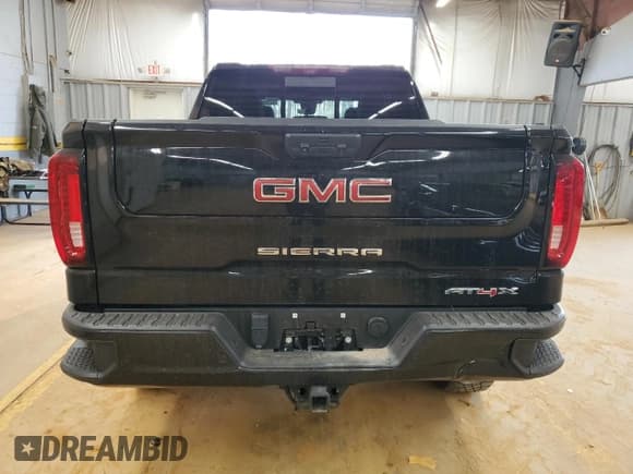 ✅ 2023 GMC Sierra 1500 AT4X • VIN: 3GTUUFELXPG203818 • Лот: 42759075. Опубликован ранее на Copart с пробегом 55 865 миль. Бесплатный доступ к архиву аукционных продаж из США и подробный отчёт об истории автомобиля на DreamBid. Изображение 6.