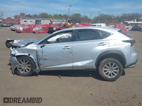 ✅ 2019 Lexus NX 300 • VIN: JTJBARBZ3K2191469 • Lot: 37175208. Listed on IAAI with 13,500 mi. Free auction sales archive from the USA and detailed vehicle history report at DreamBid. Image 14.