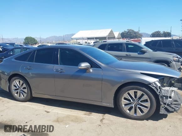 ✅ 2021 Toyota Mirai XLE • VIN: JTDAAAAA9MA002019 • Lot: 43475584. Listed on IAAI with 43,846 mi. Free auction sales archive from the USA and detailed vehicle history report at DreamBid. Image 14.