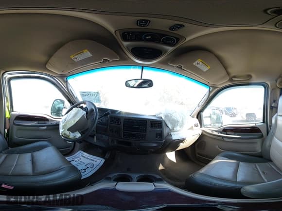 ✅ 2003 Ford Excursion • VIN: 1FMNU44F03EB12395 • Лот: 43427169. Опубликован ранее на IAAI с пробегом 268 964 миль. Бесплатный доступ к архиву аукционных продаж из США и подробный отчёт об истории автомобиля на DreamBid. Изображение 18.