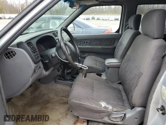 ✅ 2000 Nissan Frontier XE • VIN: 1N6ED27Y4YC428937 • Лот: 91439915. Опубликован ранее на Copart с пробегом 263 134 миль. Бесплатный доступ к архиву аукционных продаж из США и подробный отчёт об истории автомобиля на DreamBid. Изображение 7.