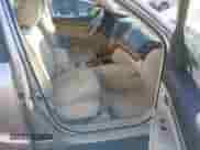 2007 Hyundai Santa Fe SE z VIN 5NMSH13E17H109799, wystawiony jako IAAI lot #43439557 z przebiegiem 271 784 mil mil oraz . Historia ofert i sprzedaży dostępna na DreamBid. Obrazek 5.