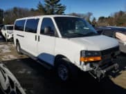 ✅ 2023 Chevrolet Express Passenger LS • VIN: 1GAZGNFP7P1234198 • Lot: 85733764. Listed on Copart with 18,464 mi. Free auction sales archive from the USA and detailed vehicle history report at DreamBid. Image 4.