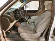 ✅ 2011 Chevrolet Silverado 2500HD LT • VIN: 1GC2CXCG8BZ146937 • Lot: 41696975. Wystawiony na Copart z przebiegiem Nie podano. Bezpłatny archiwum sprzedaży aukcyjnych z USA i szczegółowy raport historii pojazdu na DreamBid. Zdjęcie 7.